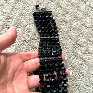 Black big beads choker